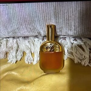 Mary Kay discontinued 2oz Calais scent, 92-95% full,